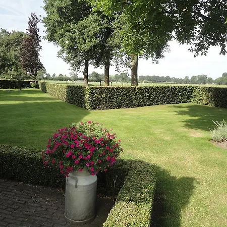 De Hooiberg Bed & Breakfast